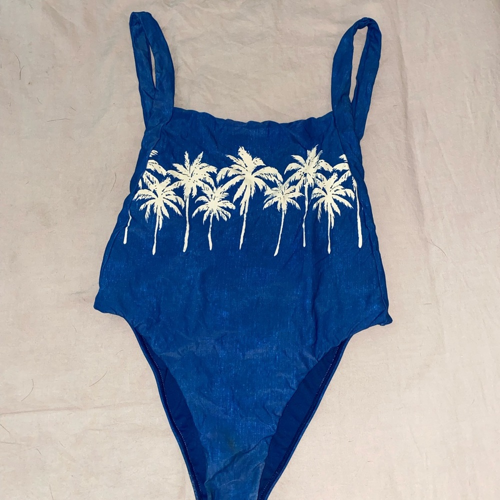 Billabong One Piece!